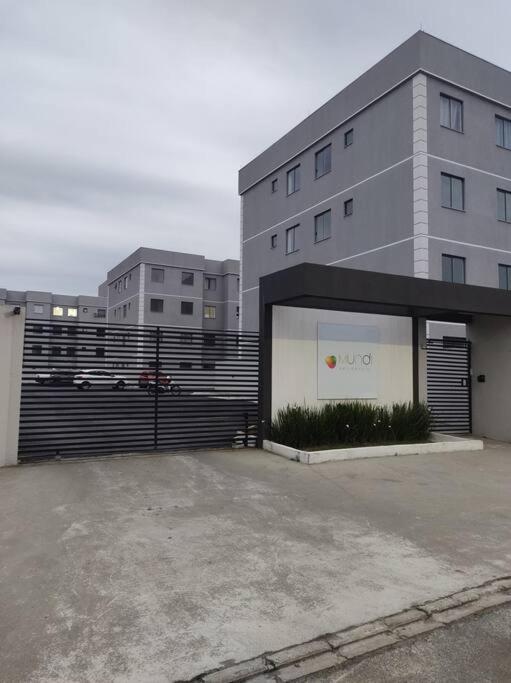 AP COMPLETO, com Internet rápida e Ar condicionado, fácil acesso ao centro e Porto de Paranaguá
