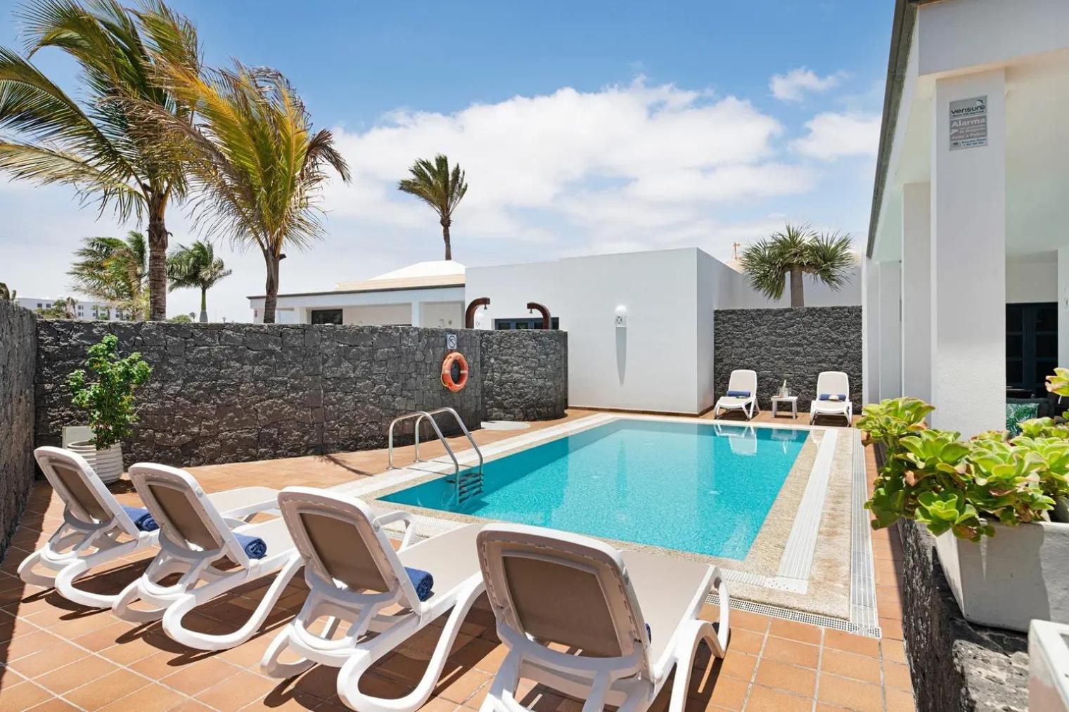 Villas Mamma Mia pool heat Private & Jacuzzi