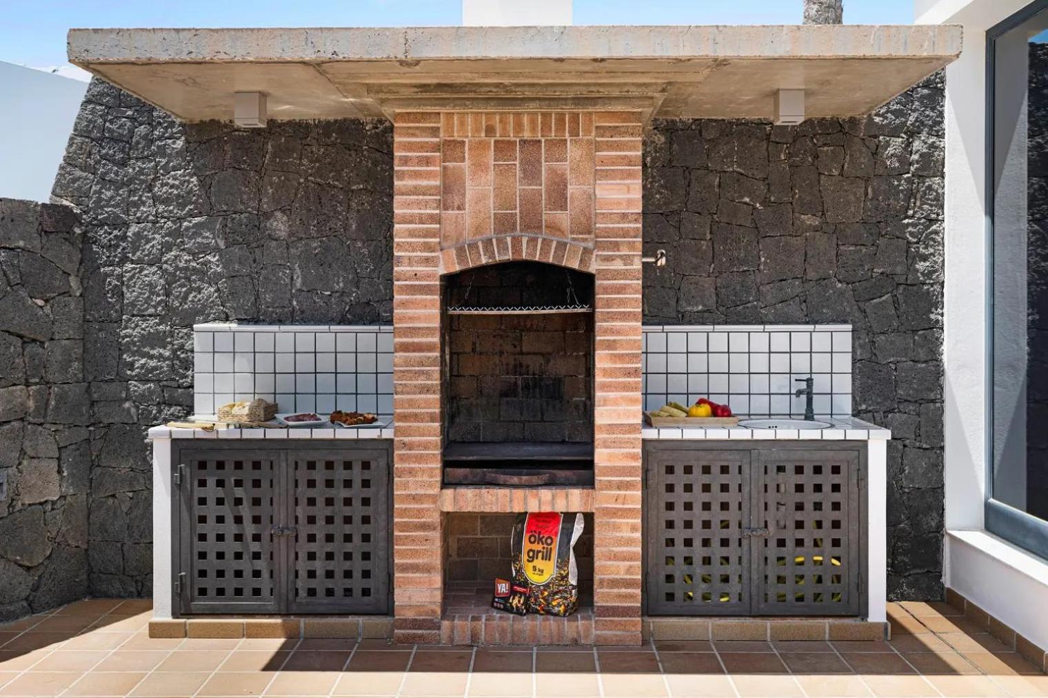Villas Mamma Mia pool heat Private & Jacuzzi