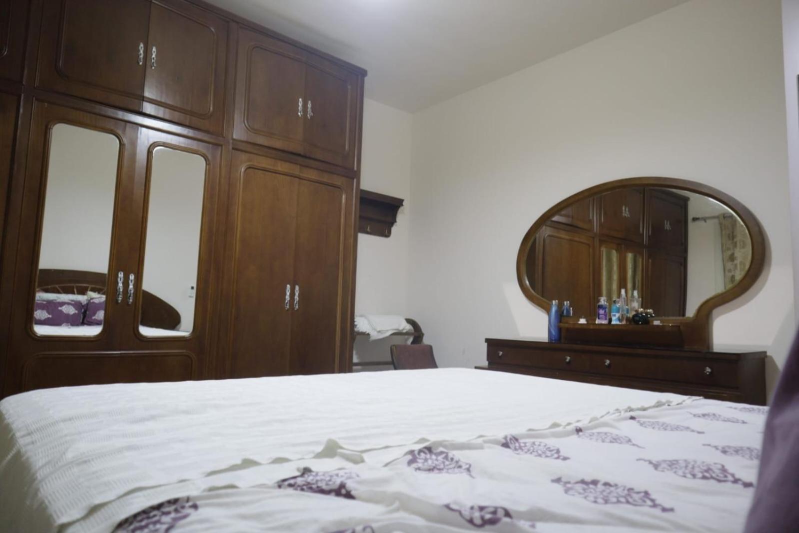 Jasmins Beach Hostel for Private Rooms