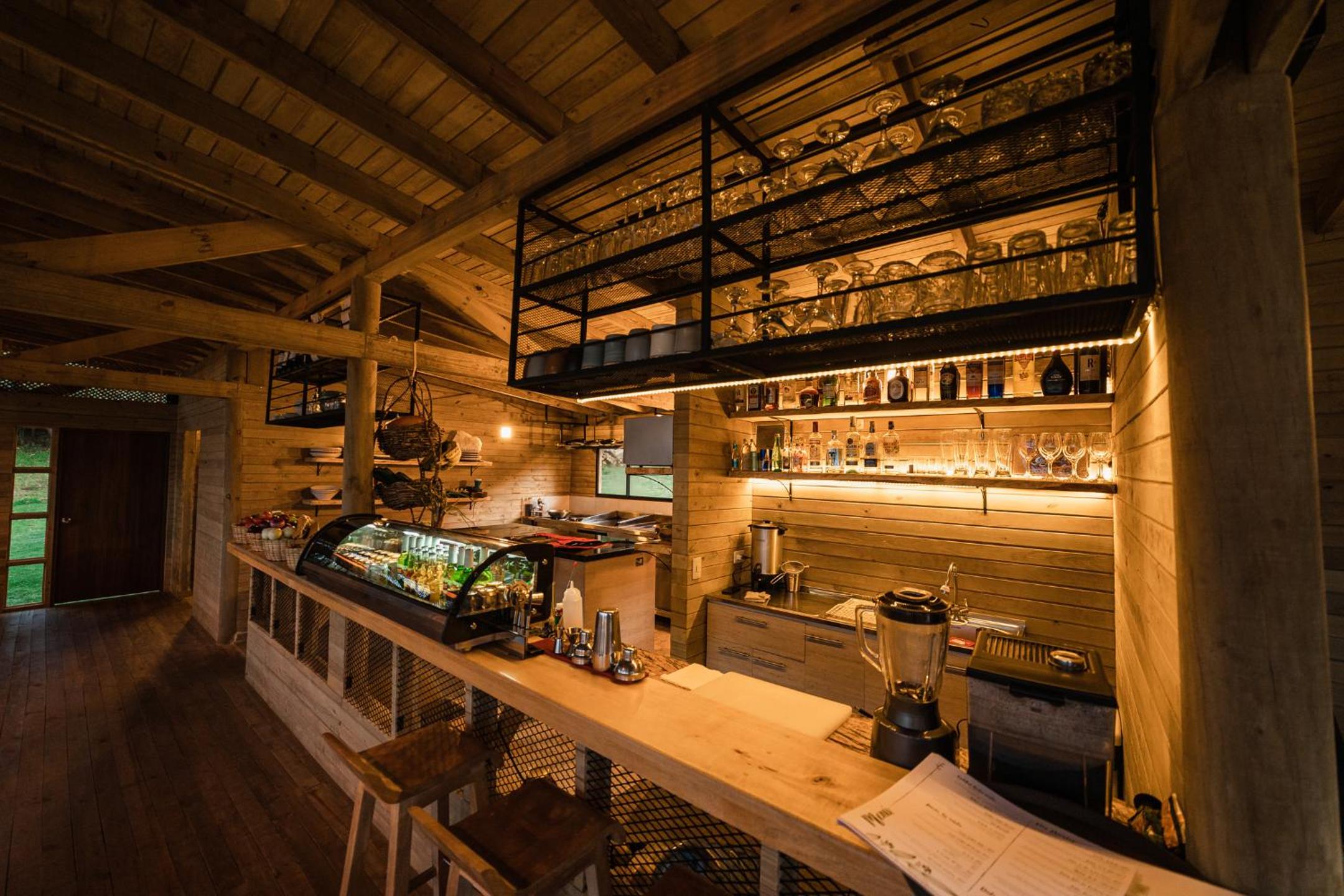 UAQUE restaurante y glamping