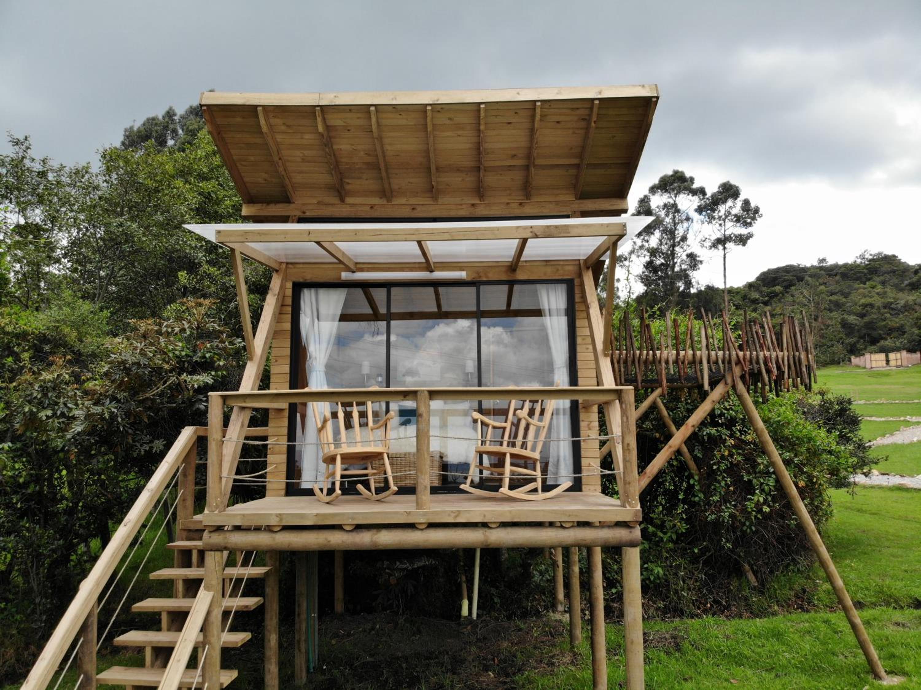 UAQUE restaurante y glamping