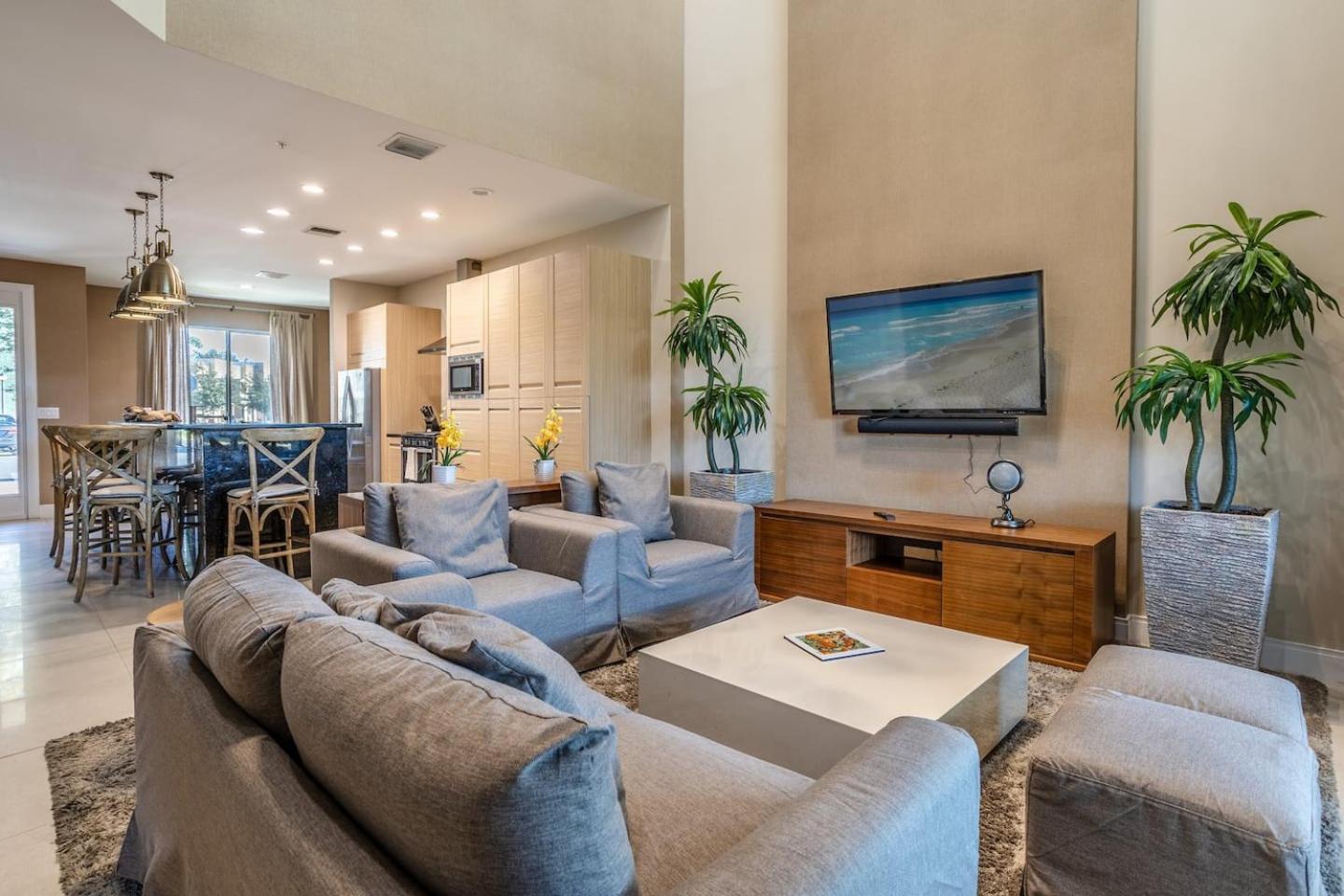Luxury 4 Bed In Resort Community Near Disney