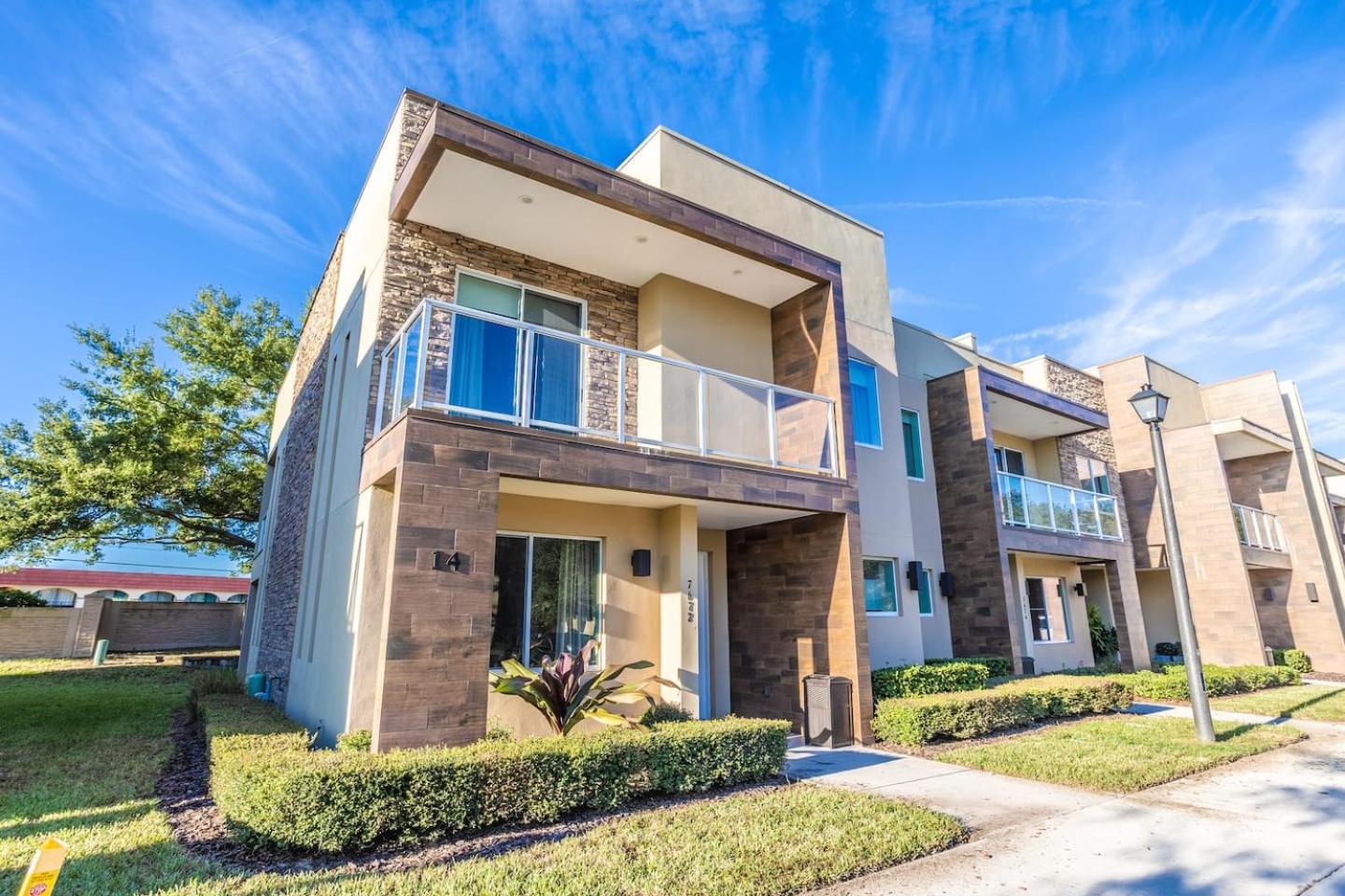 Luxury 4 Bed In Resort Community Near Disney