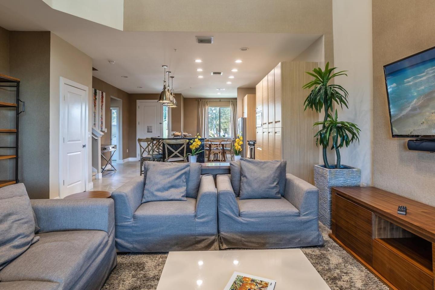Luxury 4 Bed In Resort Community Near Disney
