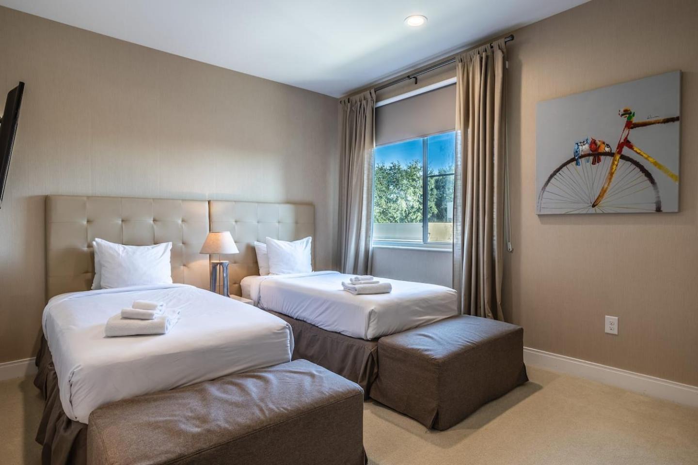Luxury 4 Bed In Resort Community Near Disney