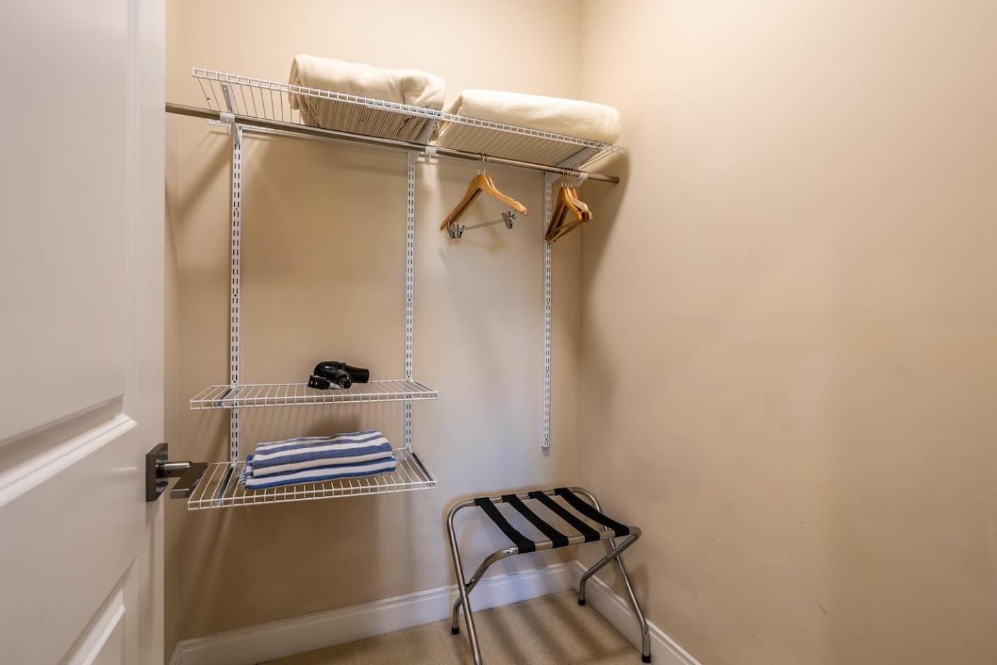 Luxury 4 Bed In Resort Community Near Disney