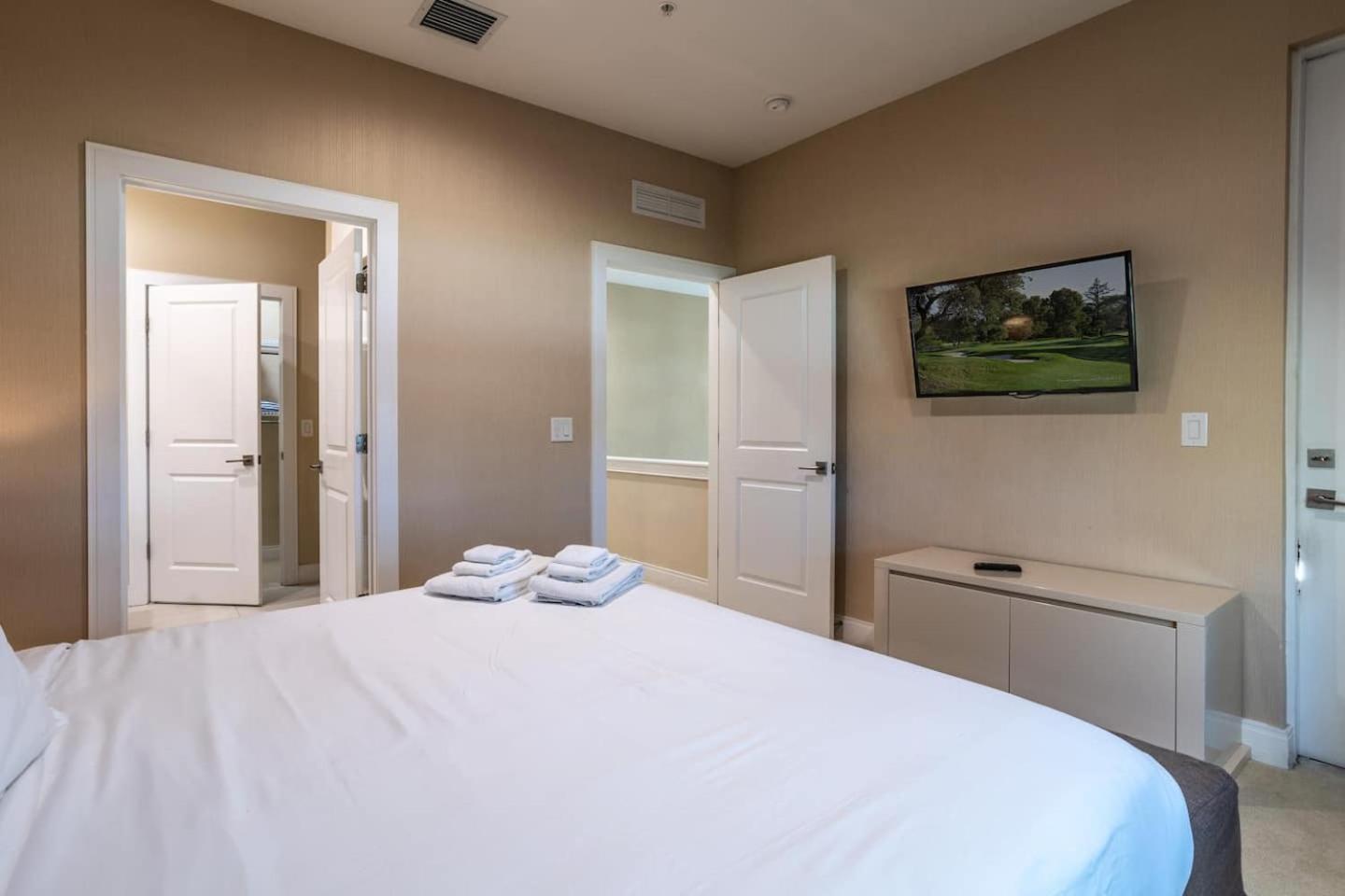 Luxury 4 Bed In Resort Community Near Disney