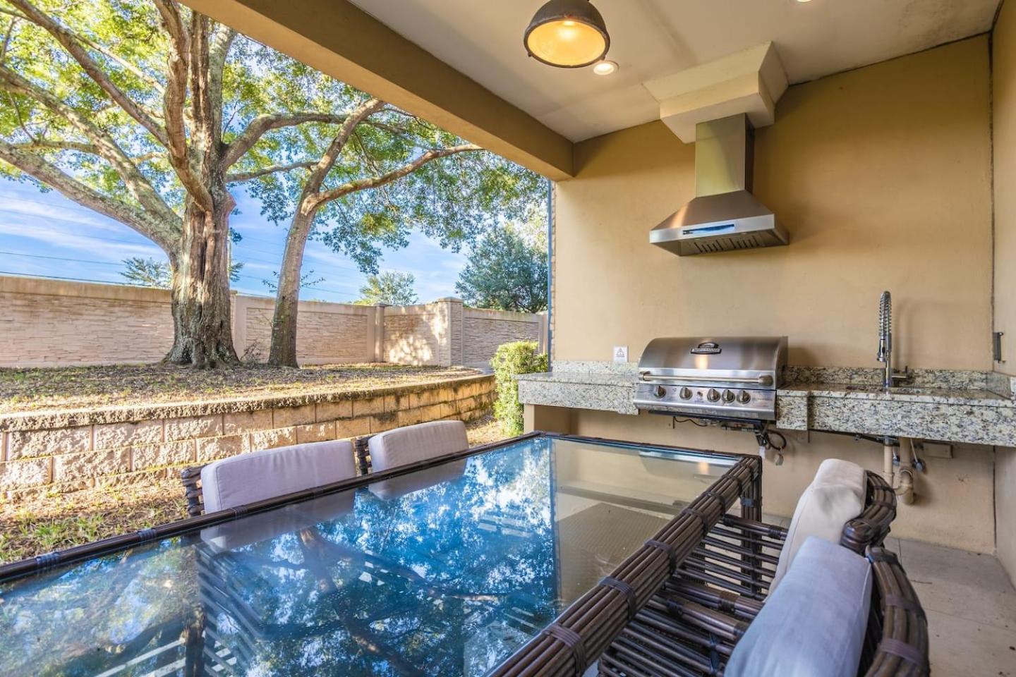 Luxury 4 Bed In Resort Community Near Disney