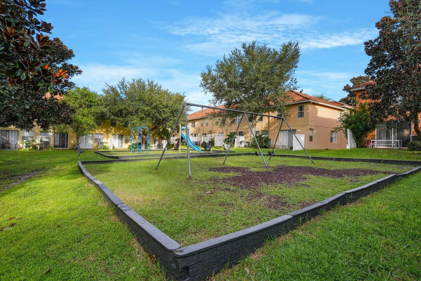 Disney-area 4br Retreat Relax & Swim By The Pool