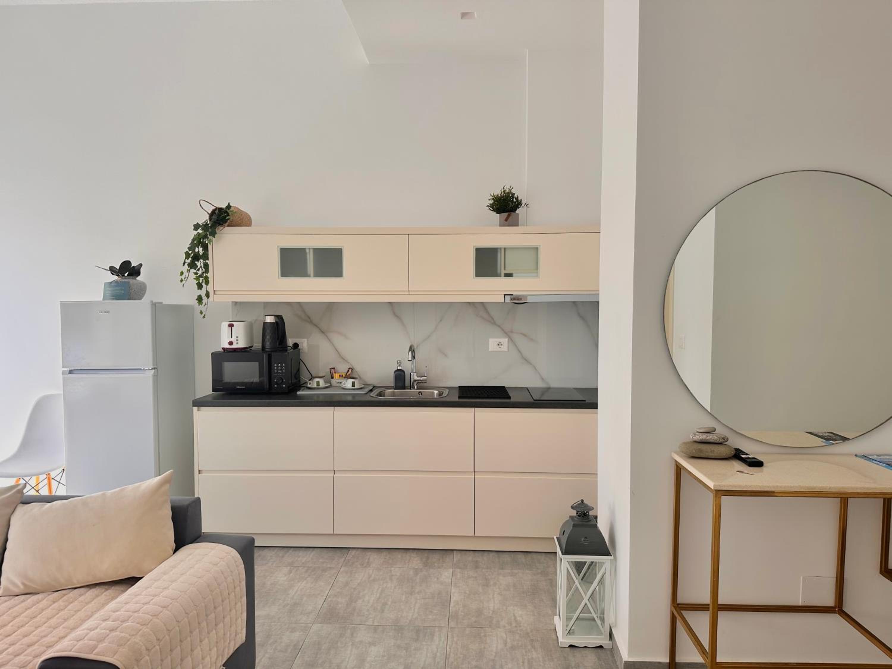 Sea Horizon Vsl Suites & Apartments