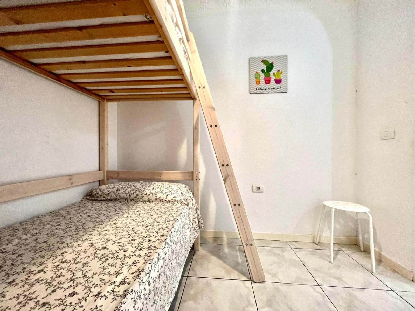 Lovely apartment with pool and wifi