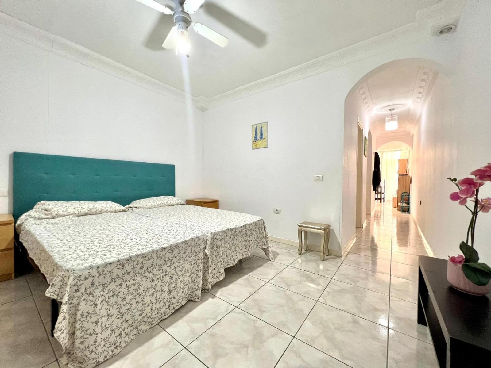Lovely apartment with pool and wifi