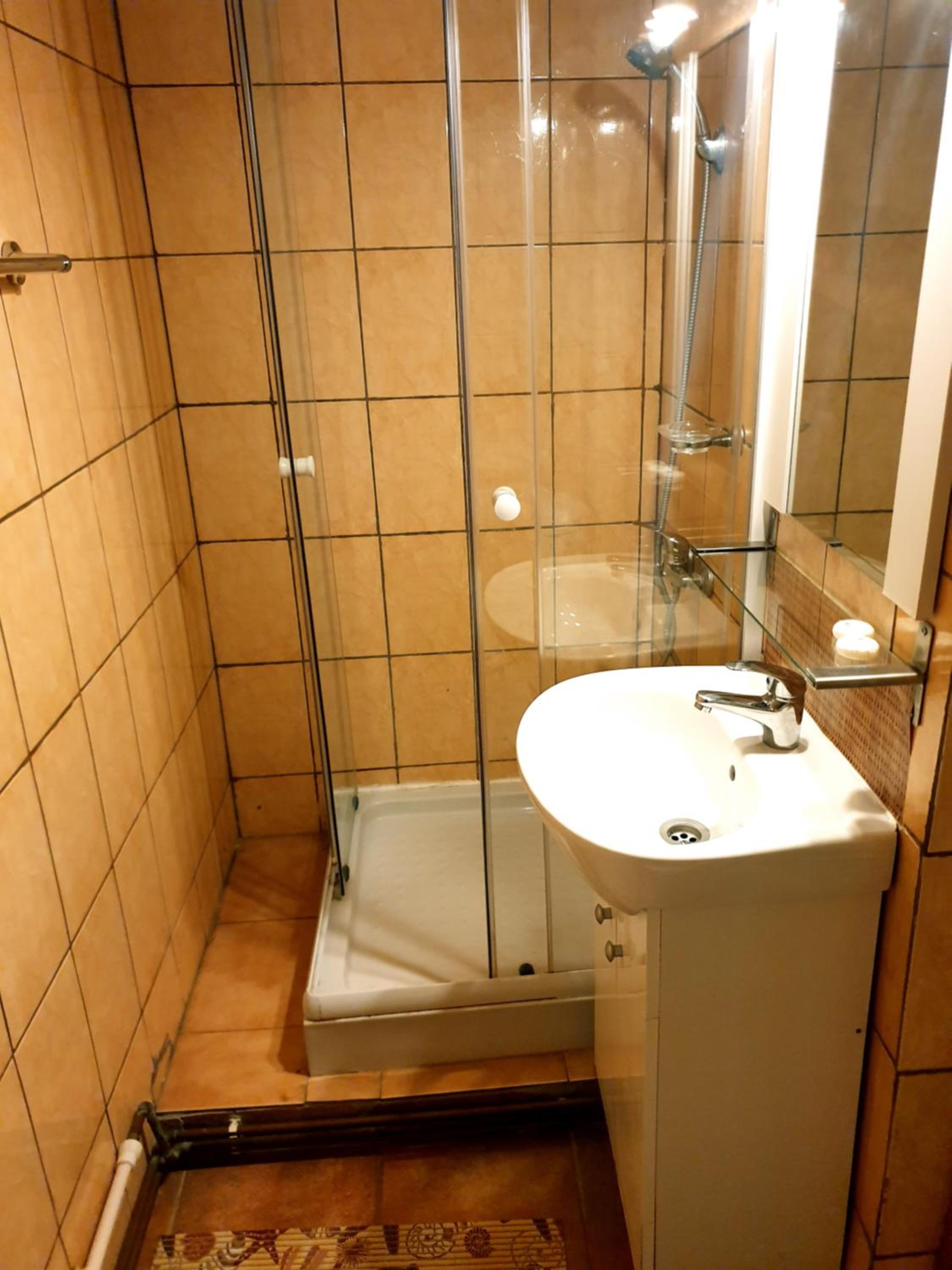 Photo 28