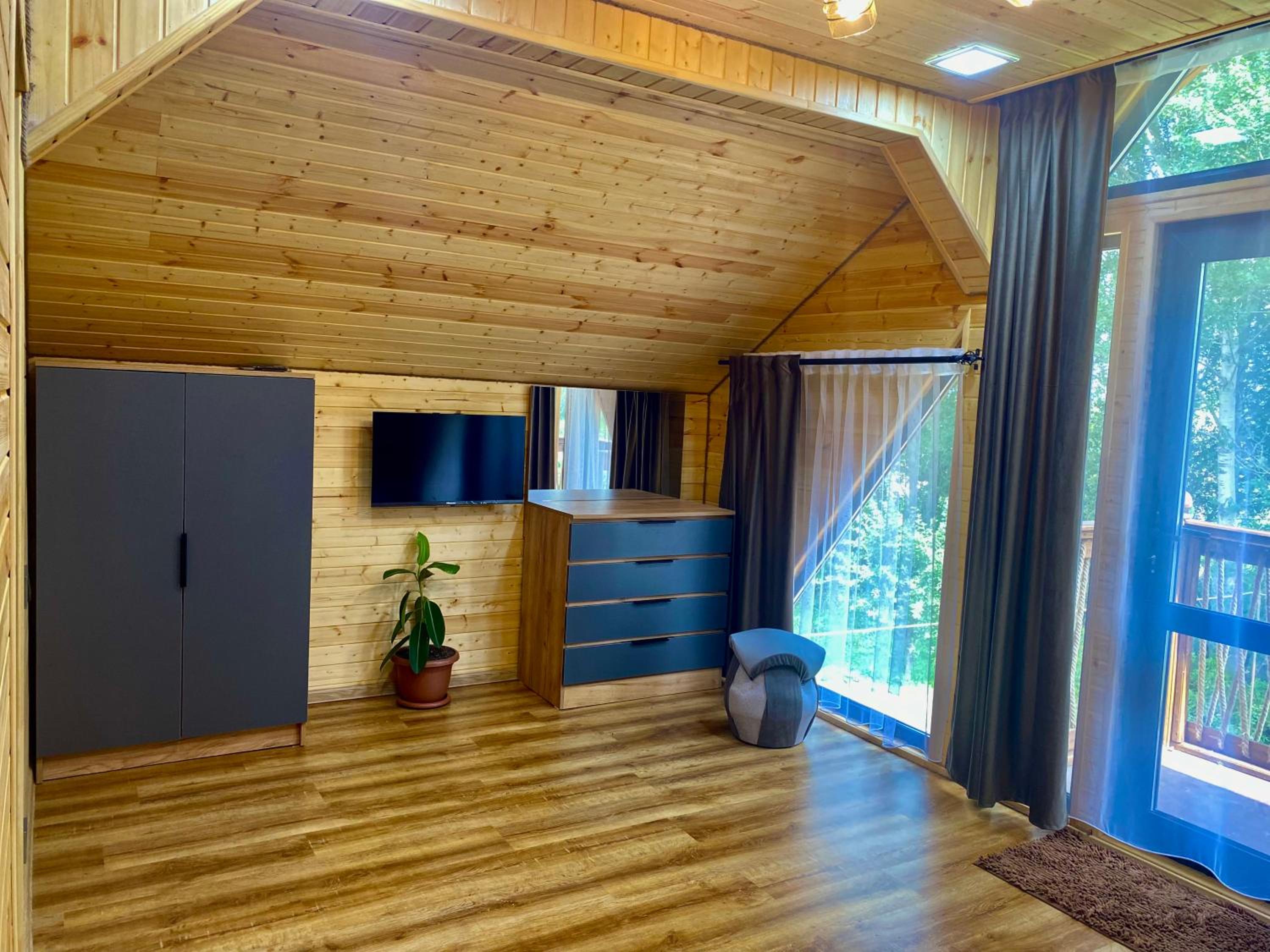 BAND House