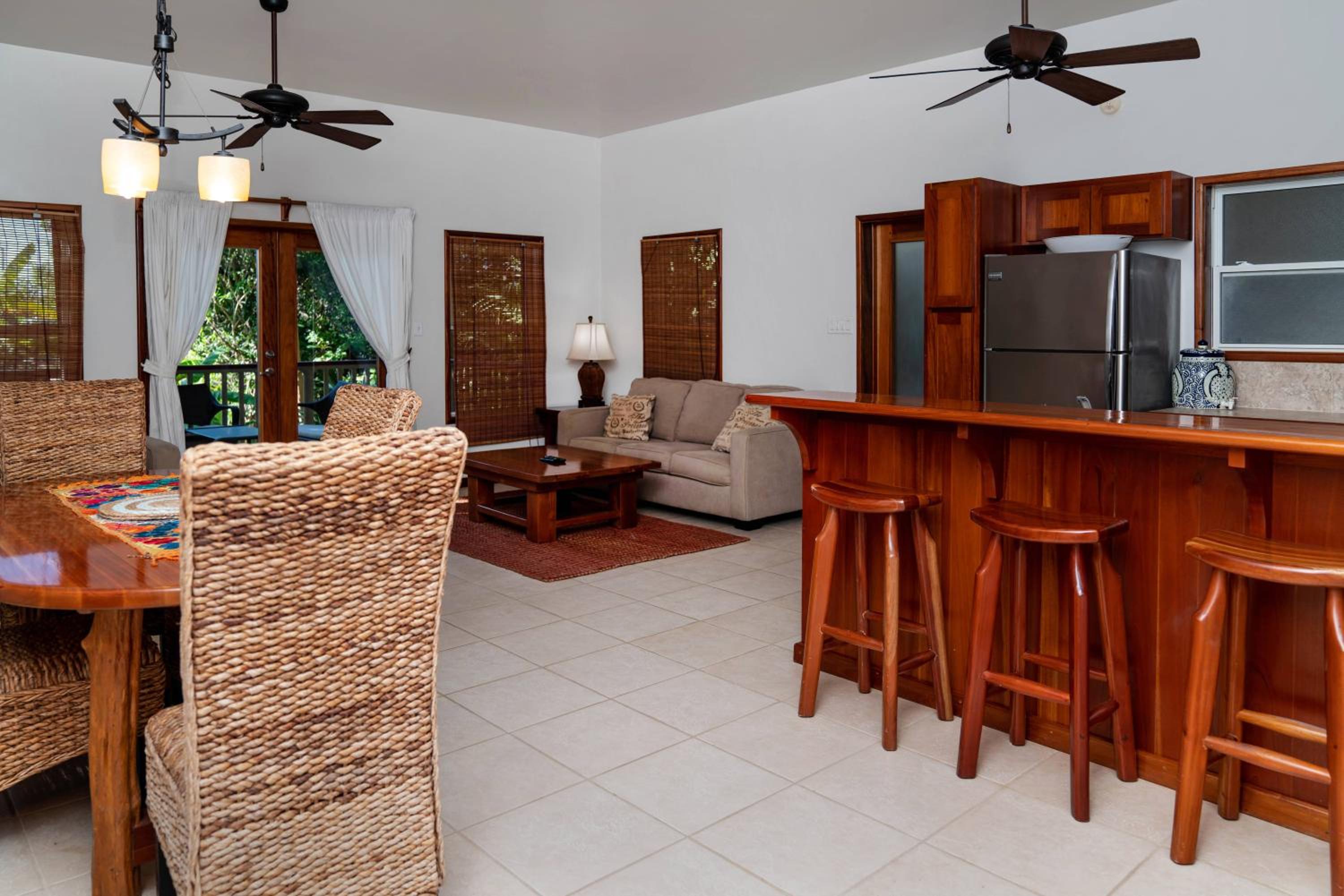 Residences at Barrier Reef 15A Garden View 1 BR by Stay Floreo