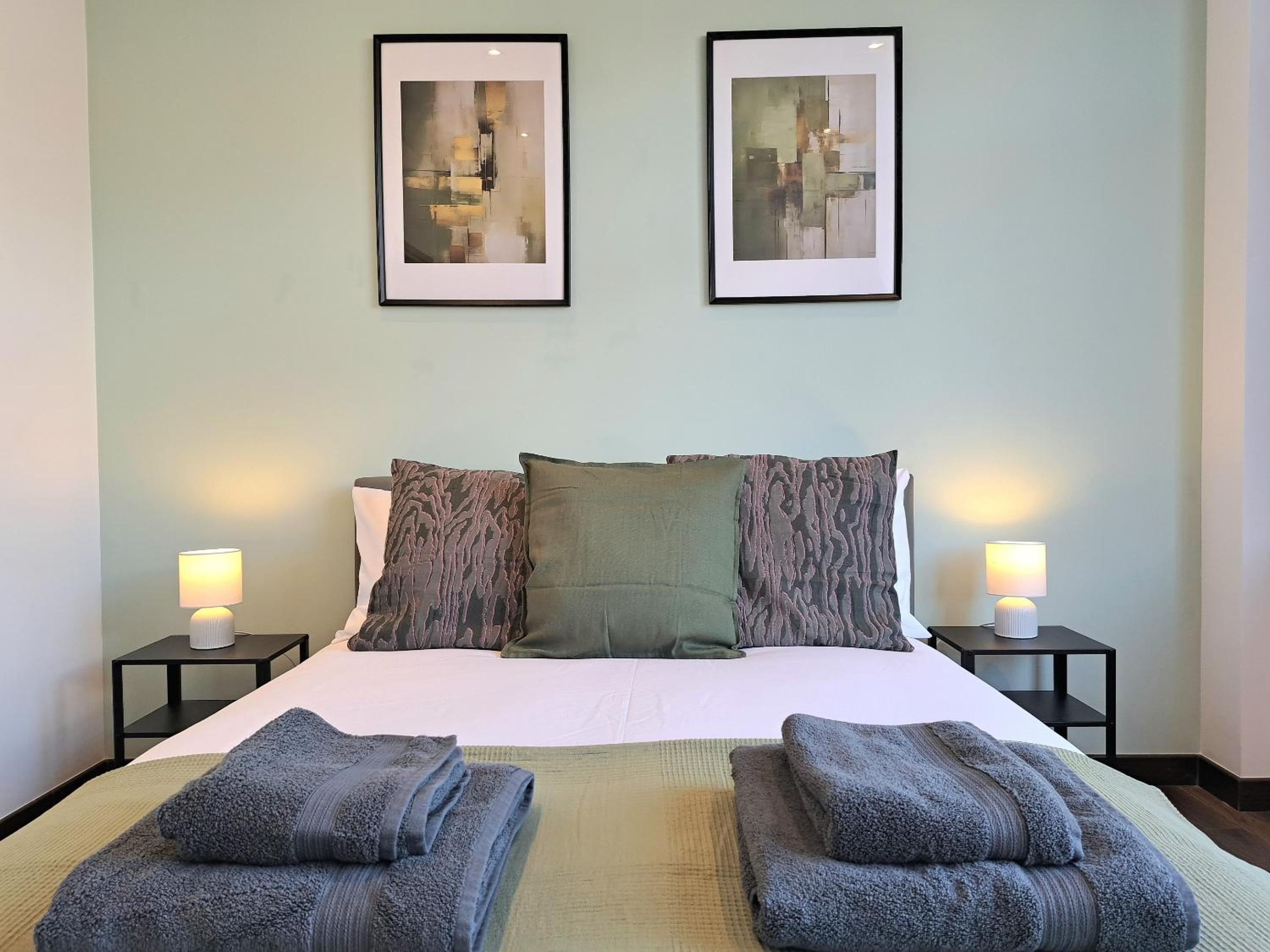 3 Bedroom Apartment in Converted Brewery view 4