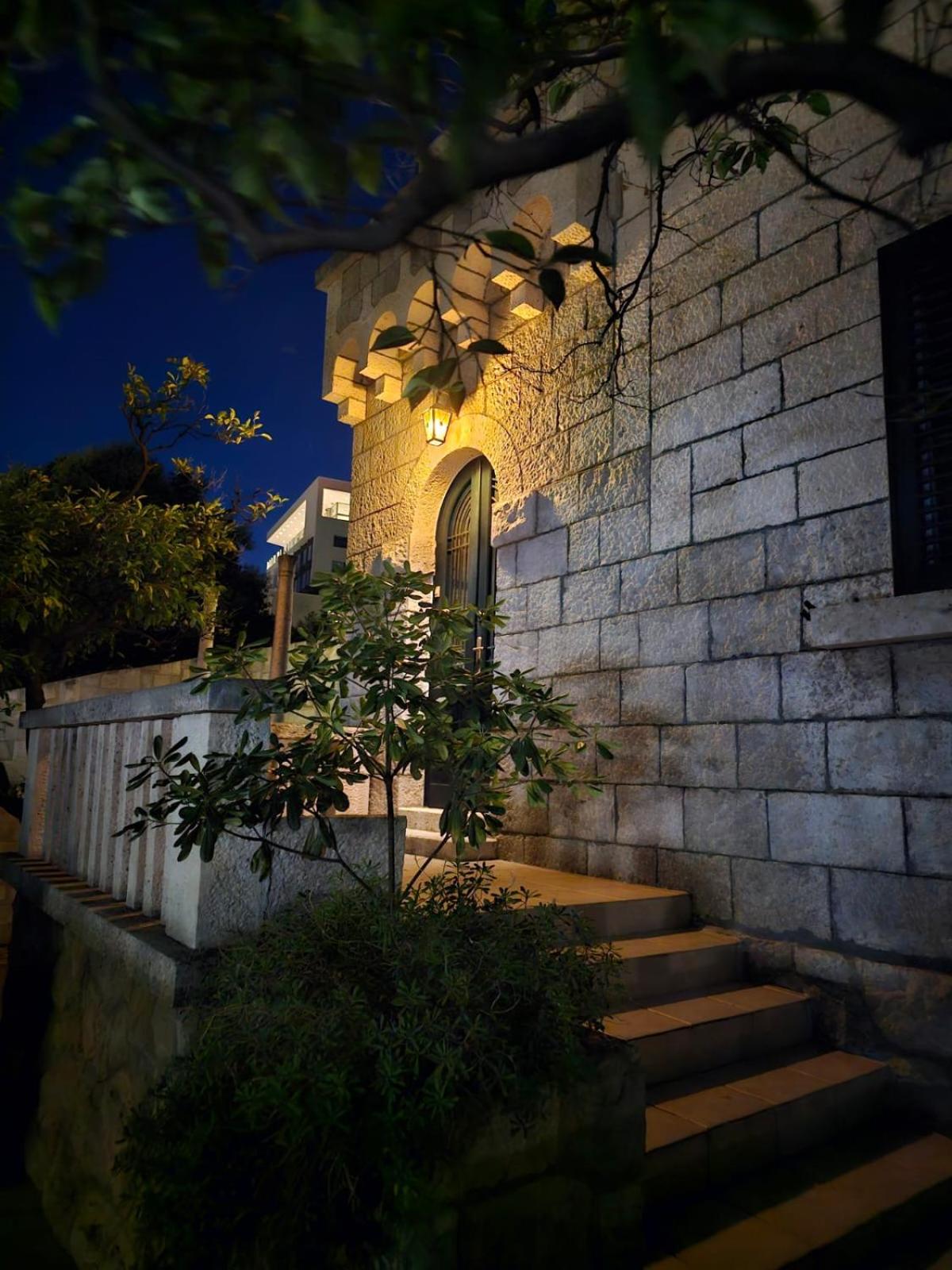 Beachfront Dubrovnik Villa