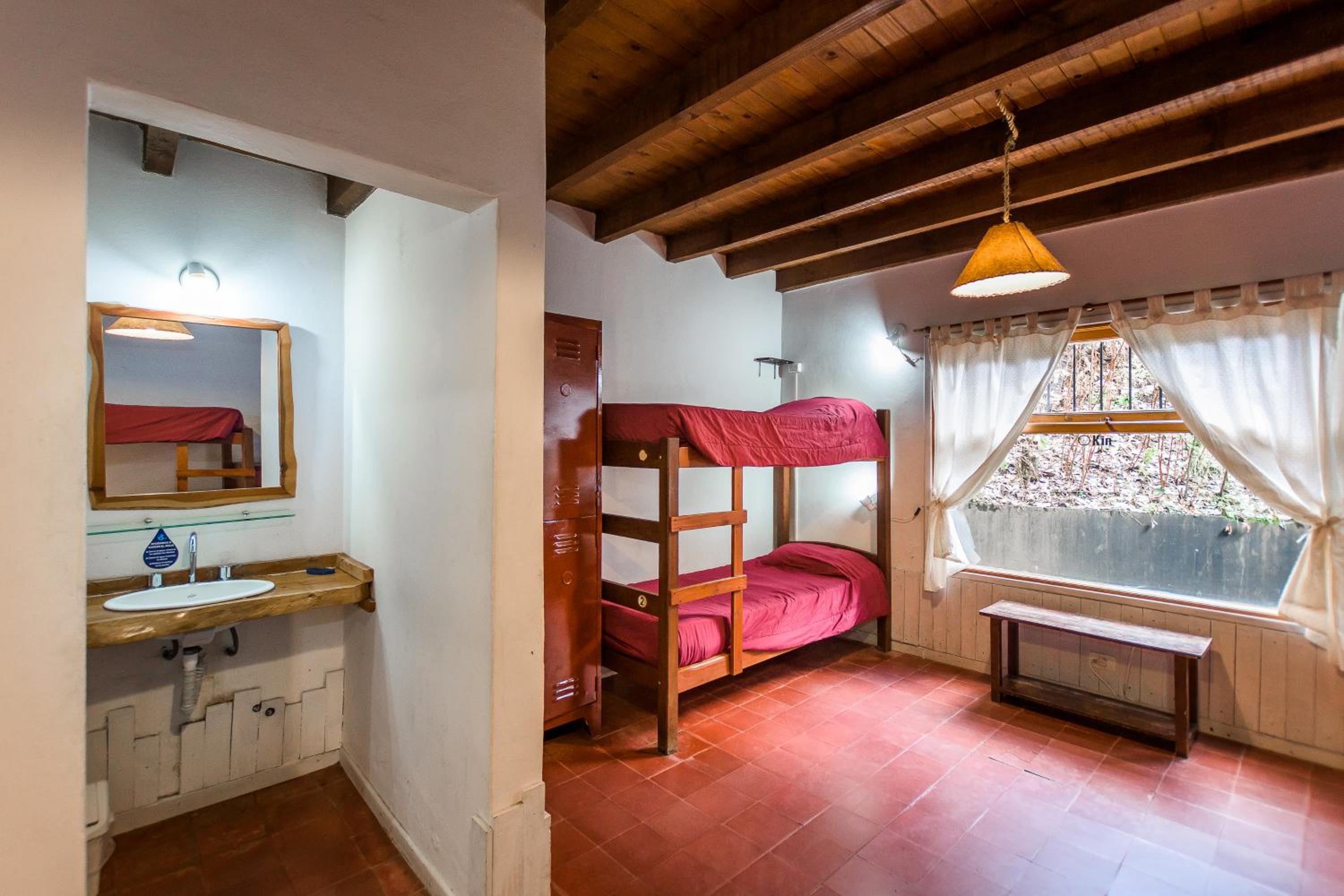 Hostel La Angostura