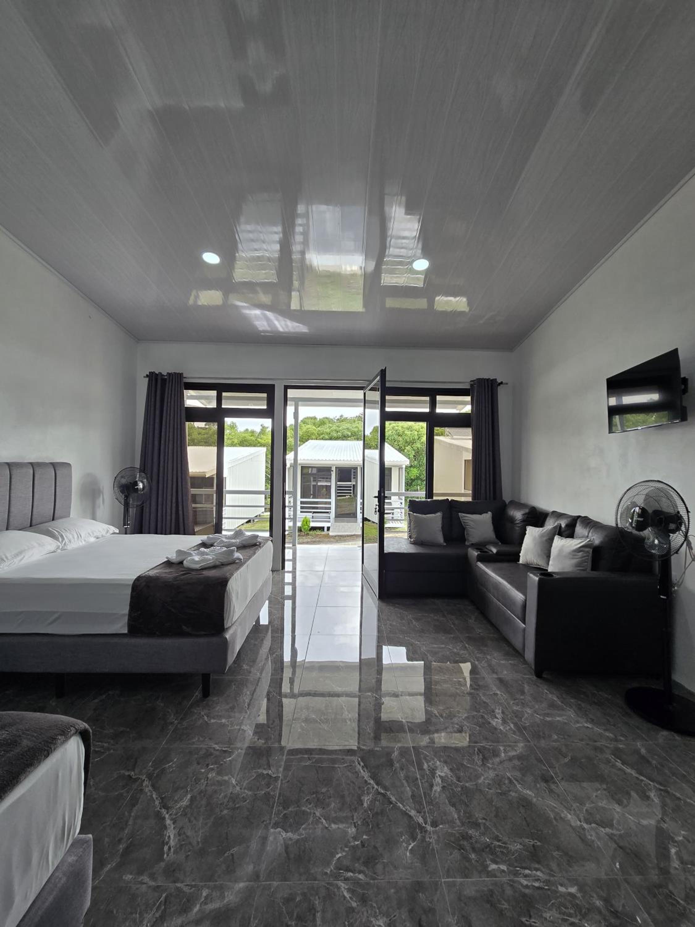 Cattleya Living Studio