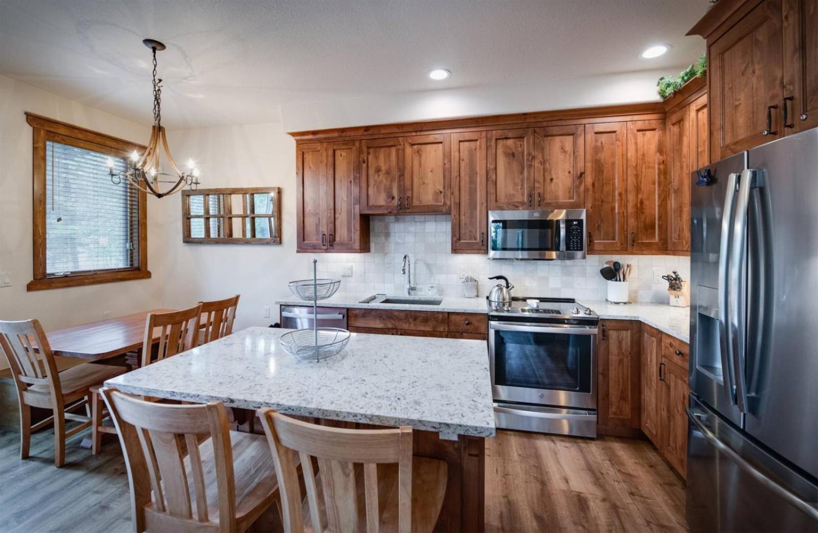 3 Bedroom Saddlewood Townhome At Snowflake Ski Run view 5