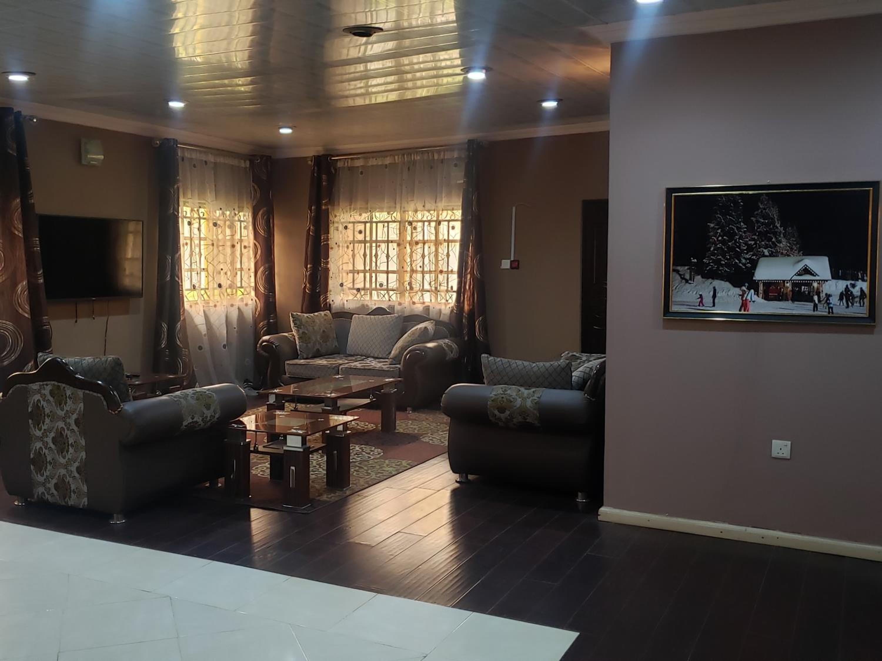 THE PALMS VILLA GRA Sagamu