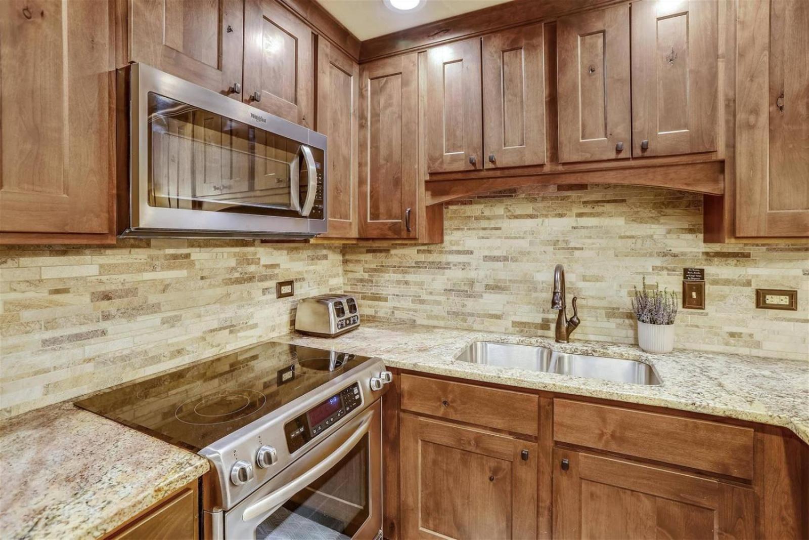 Village At Breckenridge - 2 Bedroom Ski Inski Out Condo view 5