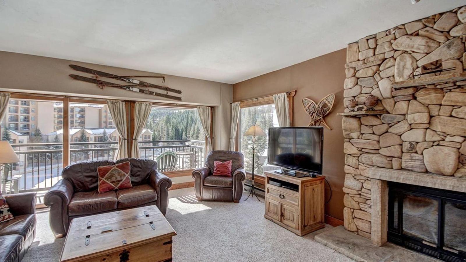 3 Bedroom Ski Inski Out Condo At The Village At Breckenridge view 2