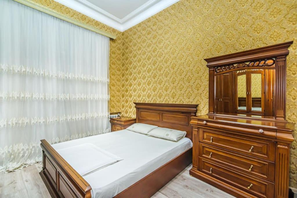 Gold Luxe Vip