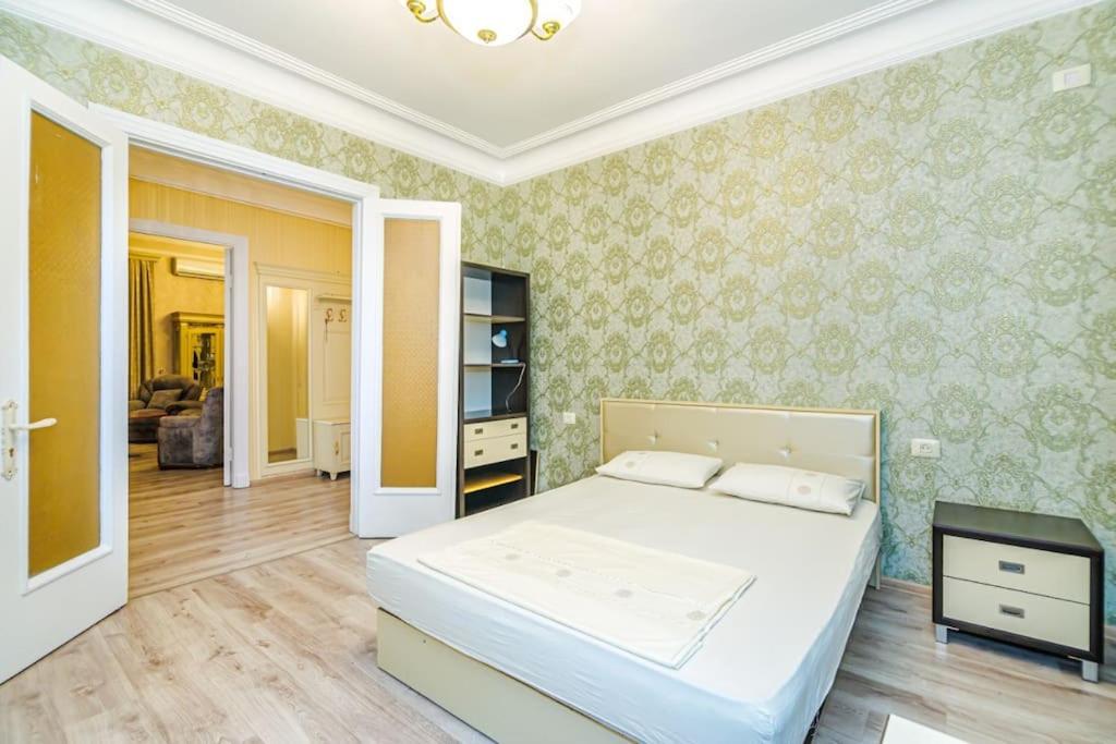Gold Luxe Vip
