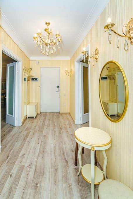 Gold Luxe Vip