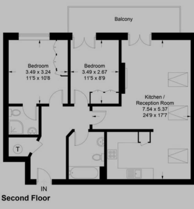 Malahide Dublin Airport Superior Large Serviced Apartment - Sleeps 6