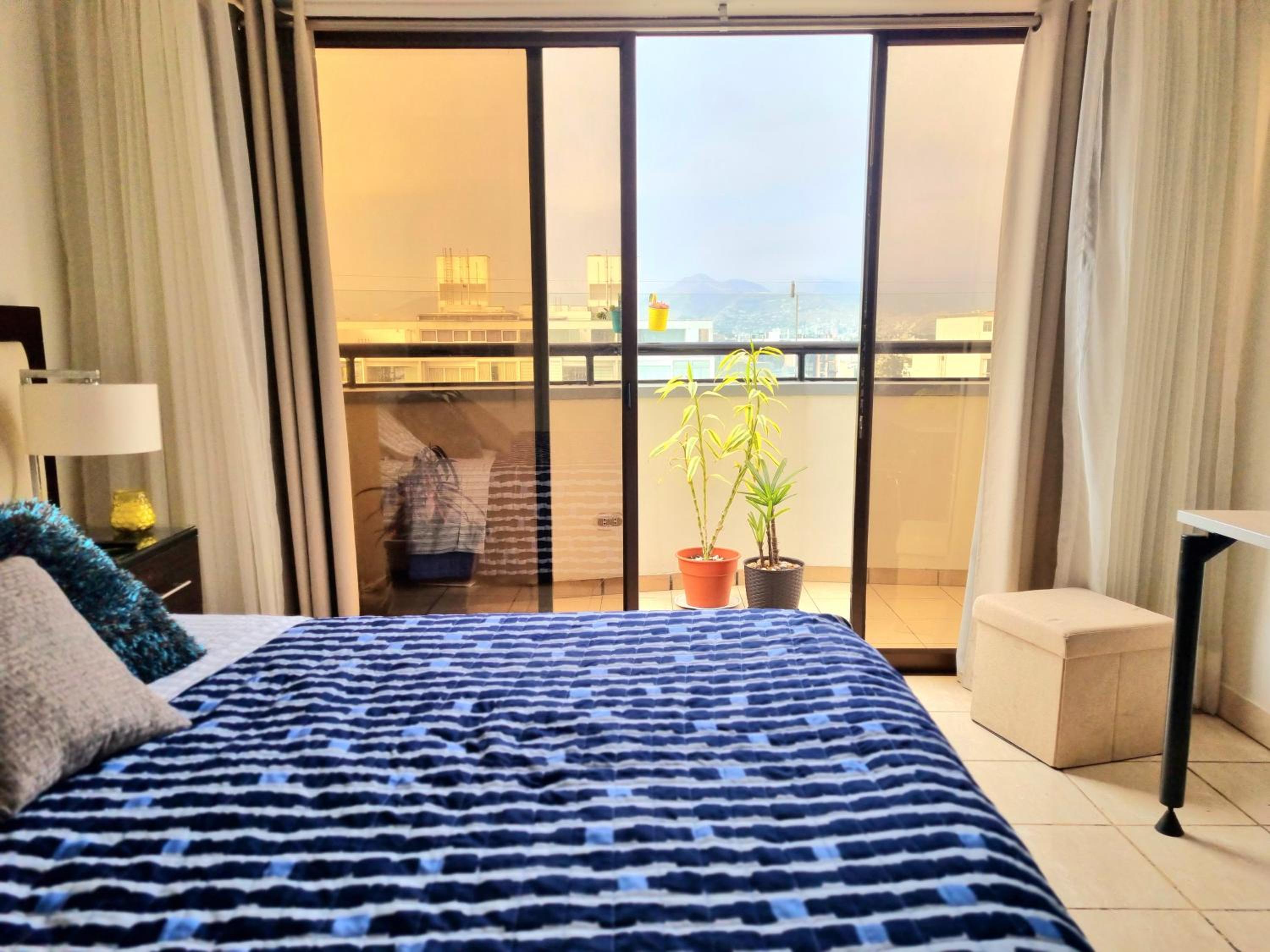 Habitación con Baño privado en Departamento Compartido