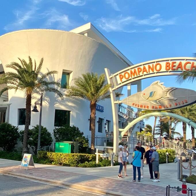 Only Two Blocks to Sand! 1st Floor Beach Hacienda view 4