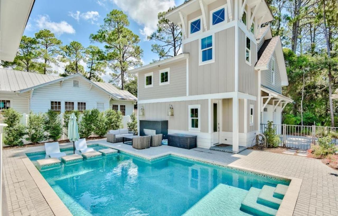 Grayton Pointe