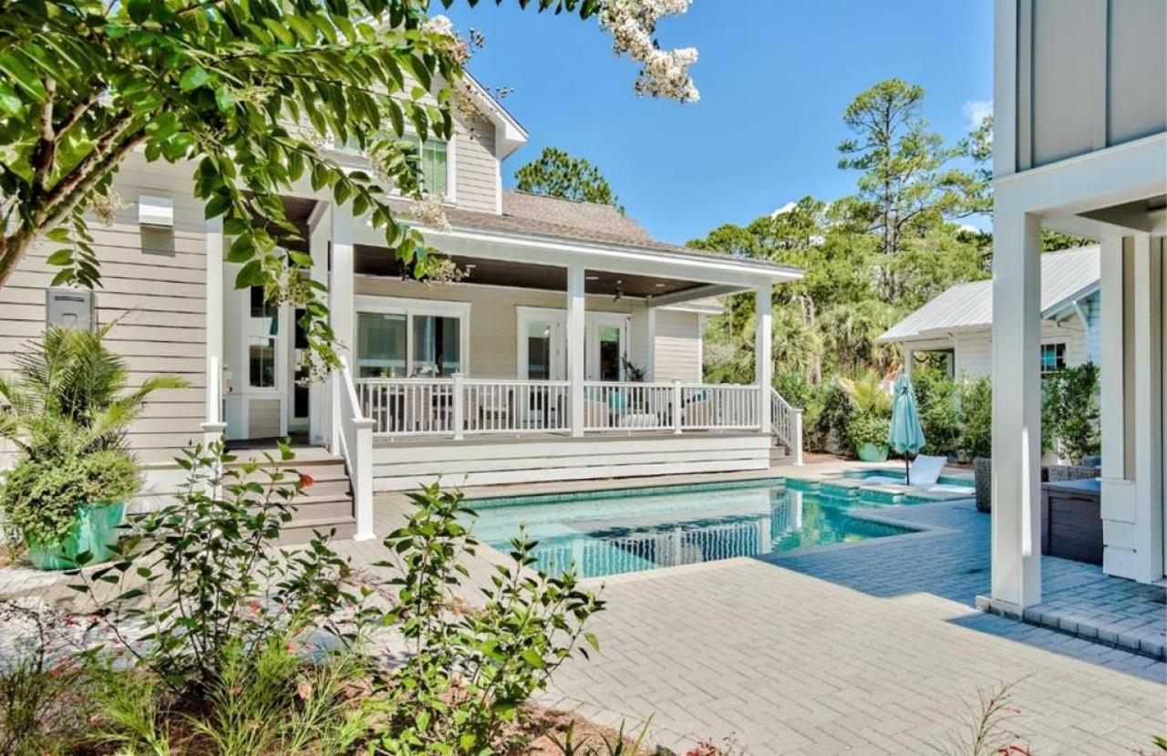 Grayton Pointe