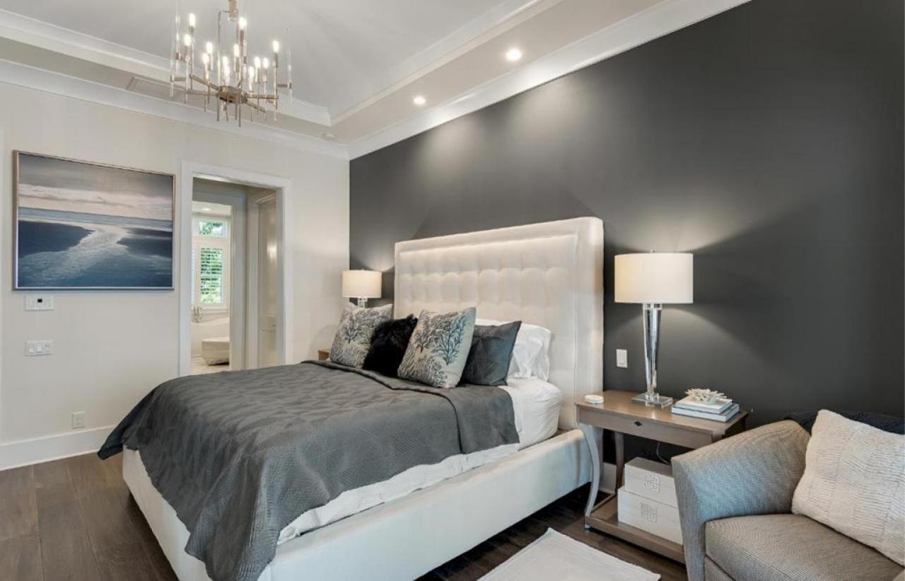 Grayton Pointe