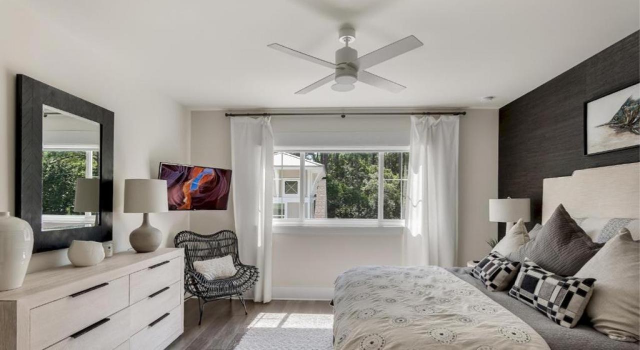 Grayton Pointe