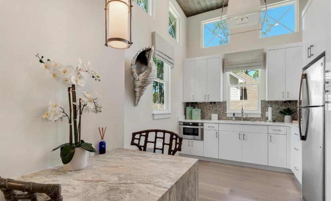 Grayton Pointe