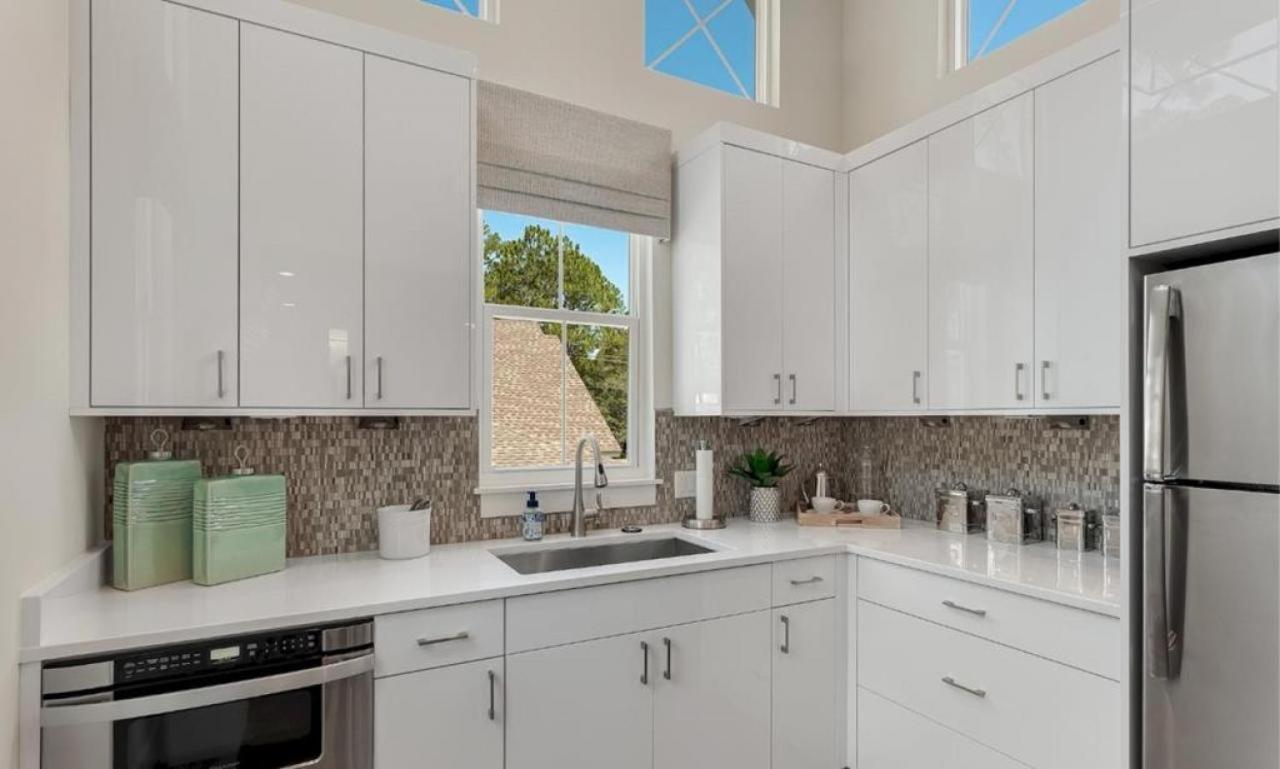 Grayton Pointe