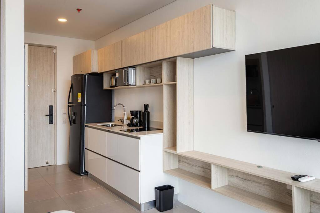Luxury studio- hotel amenities