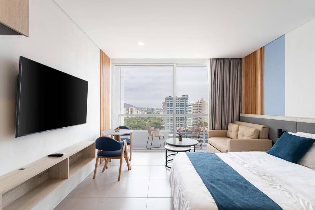 Luxury studio- hotel amenities