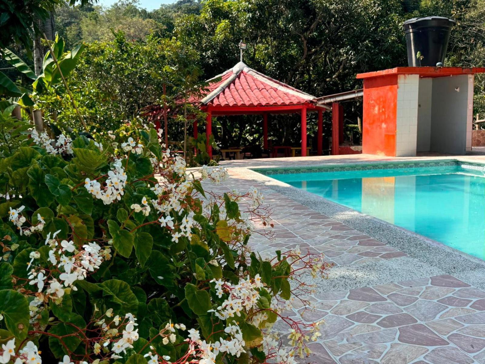 Finca Villa Rosita-Tu Paraíso Campestre cerca de Bogotá