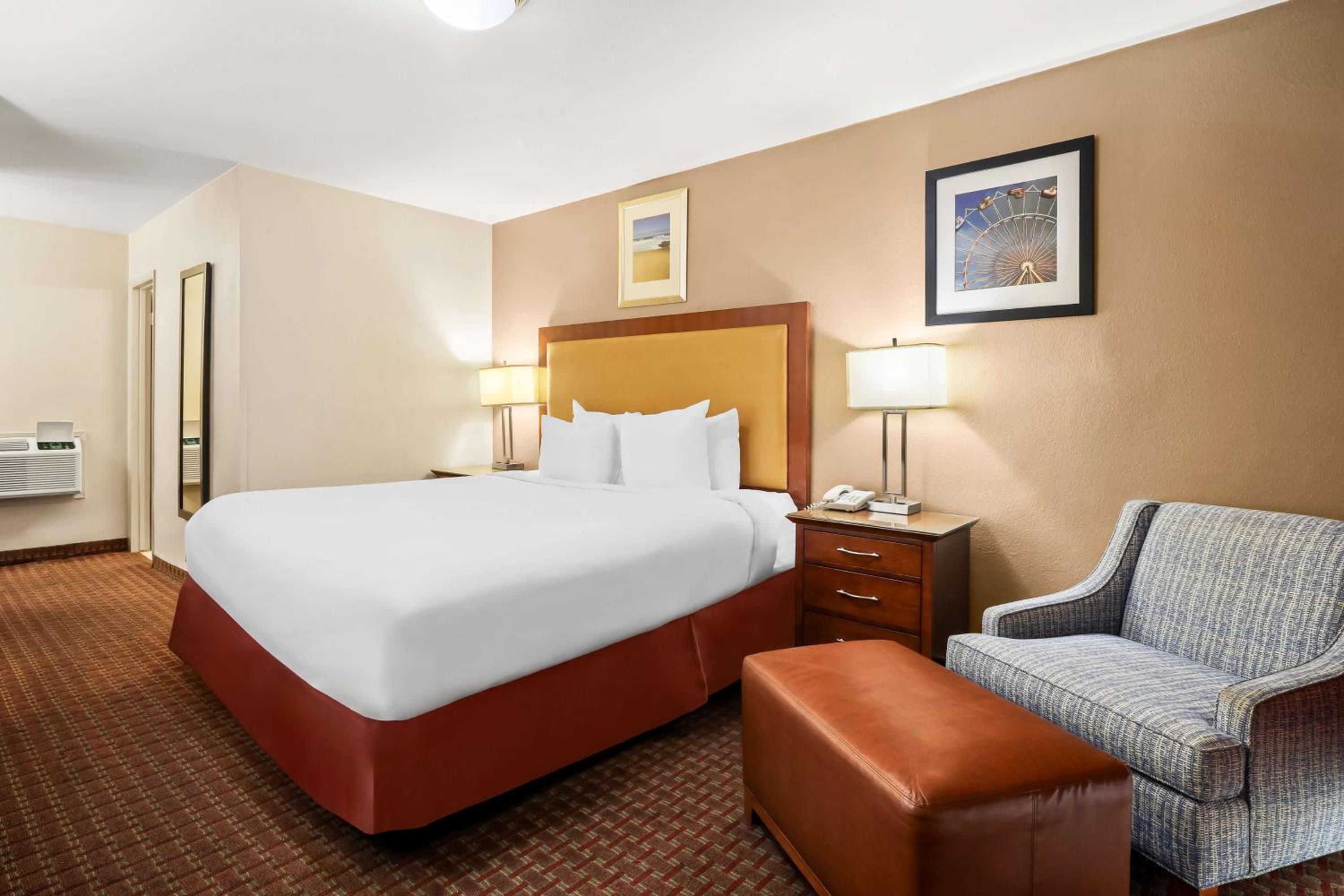 Blythe Vacations - SureStay Hotel by Best Western Blythe - Property Image 4