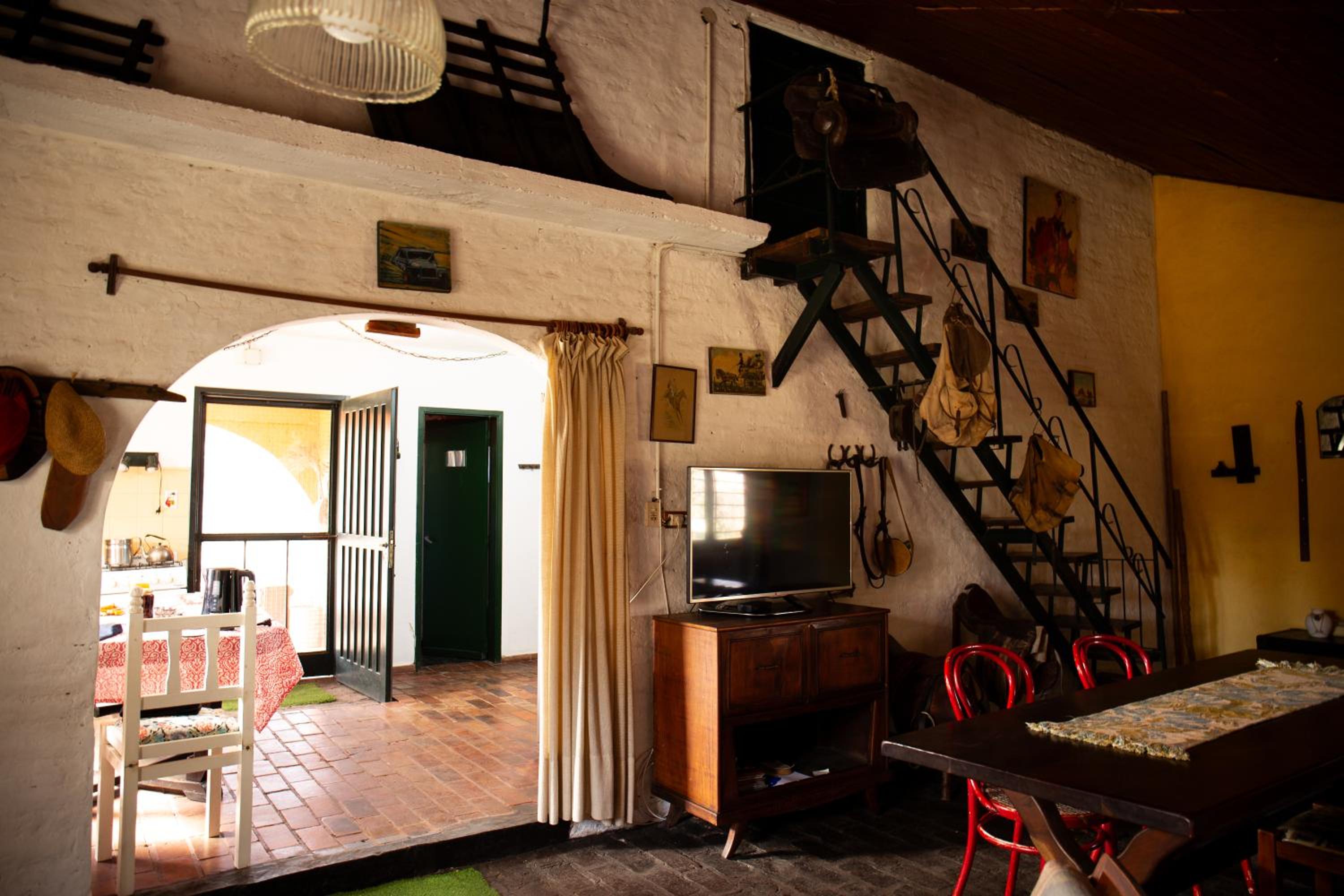 La Carmencita casa de campo, Manzanares, Pilar