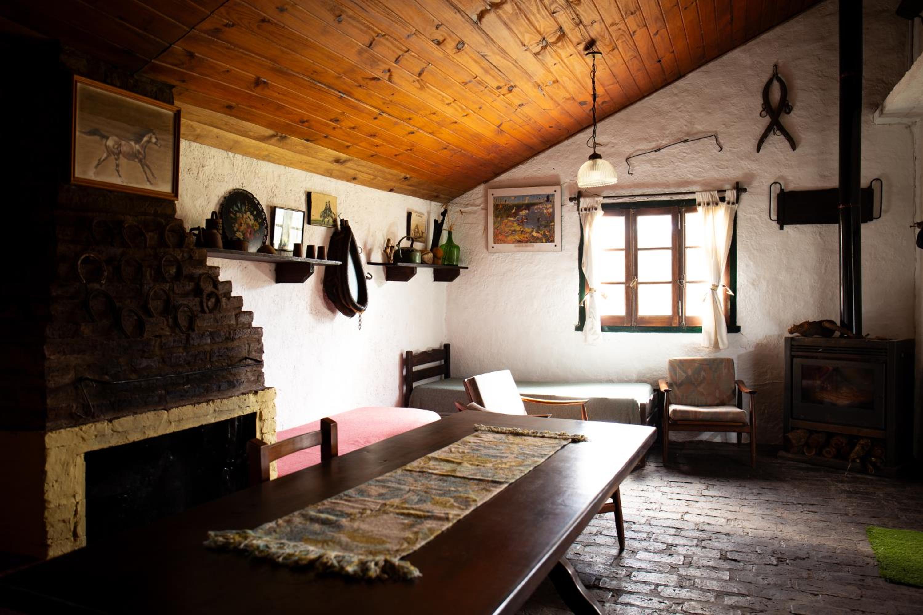La Carmencita casa de campo, Manzanares, Pilar