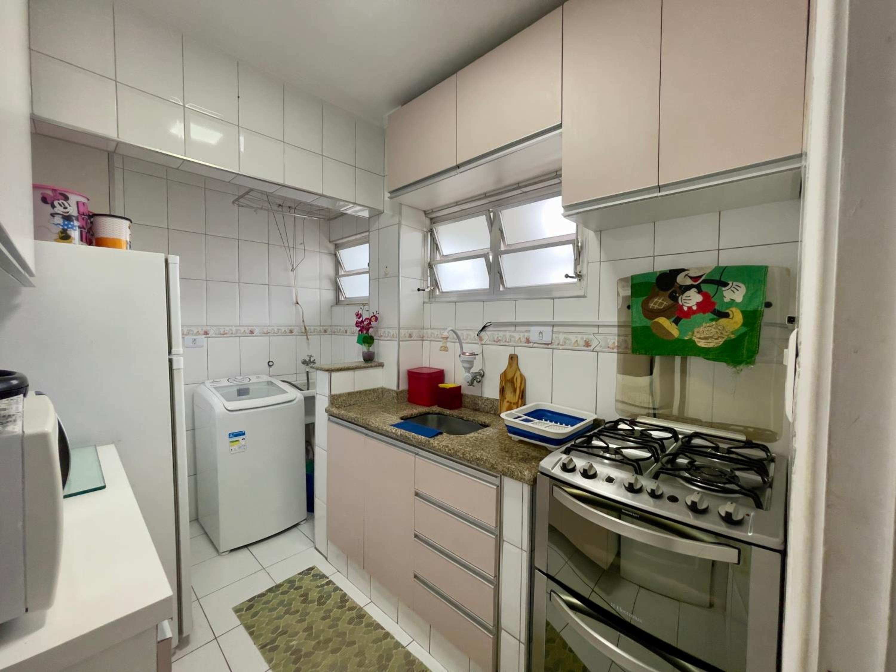 Lindo apartamento no centro de Guarujá