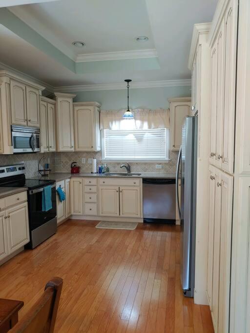 Stylish 2 bedroom home Steps from private beach view 5