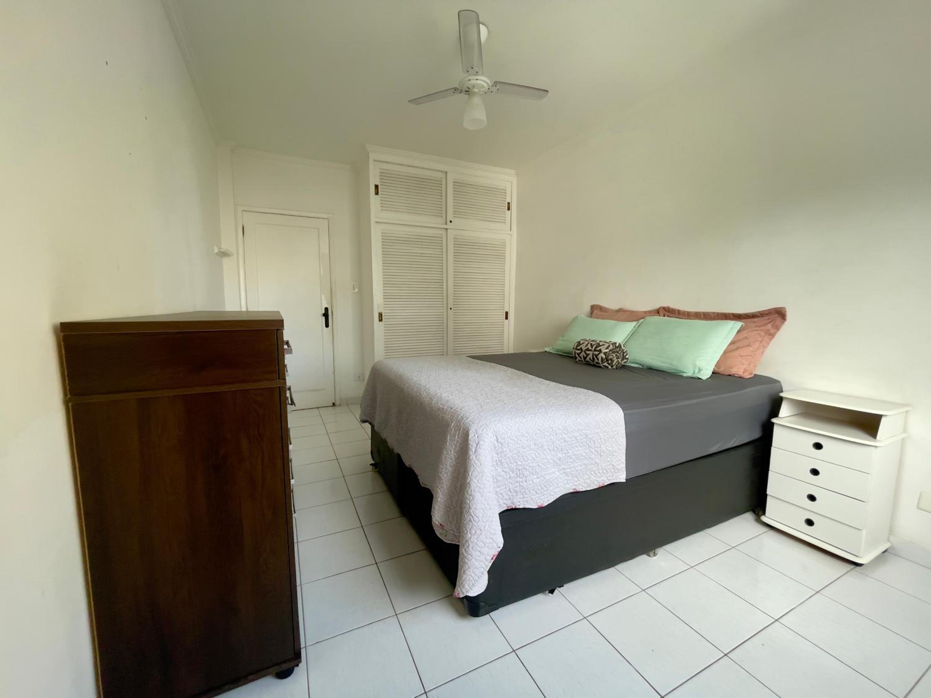 Lindo apartamento no centro de Guarujá