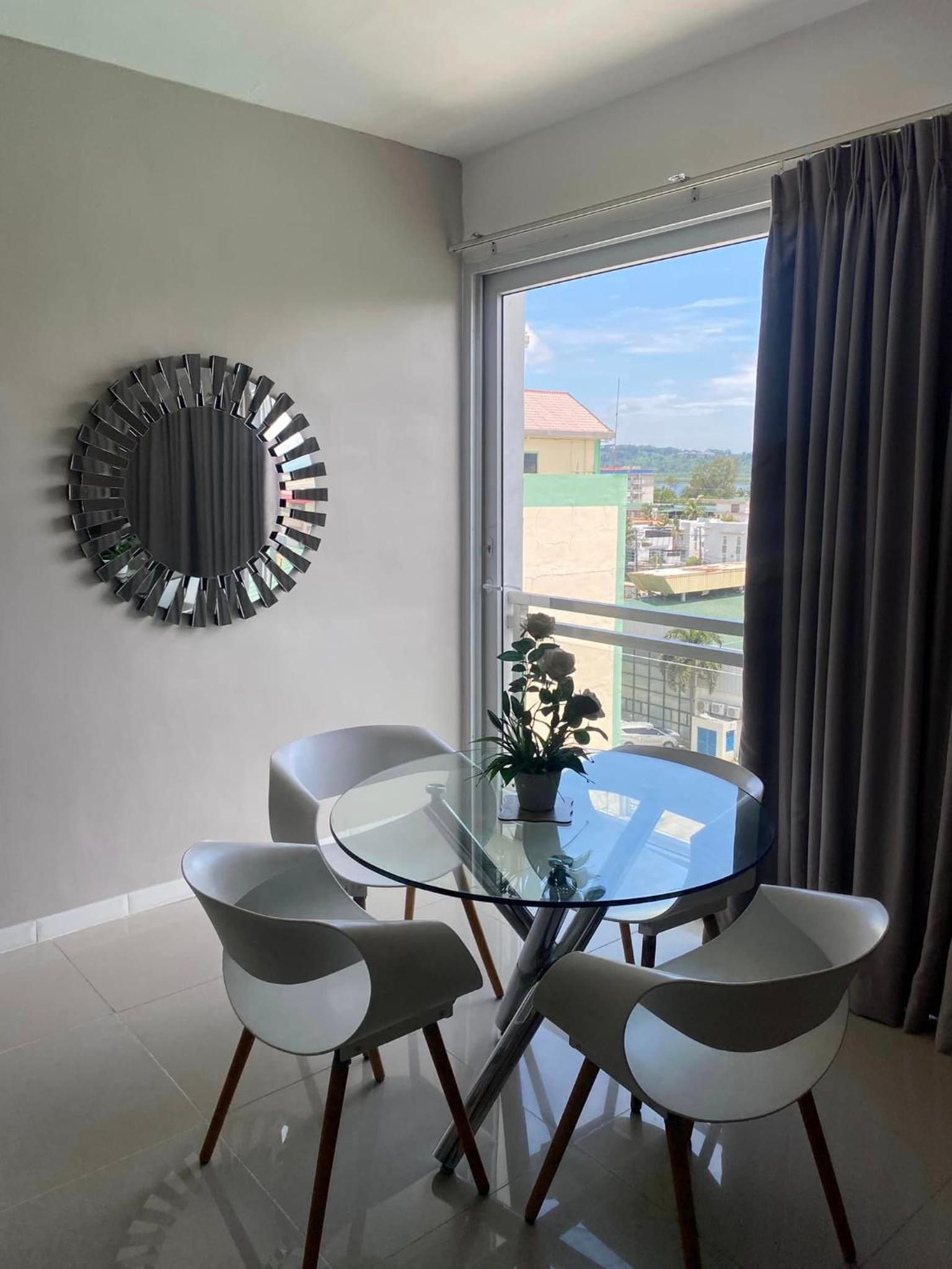 Chequers Suites Subic Bay, Olongapo - 19